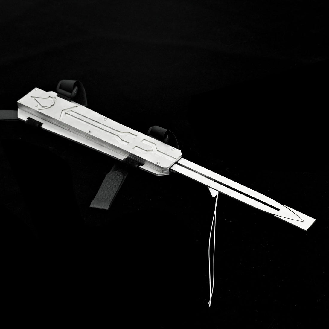 The Hidden Blade: Legend, Evolution & Where To Find The Best Functional Replicas
