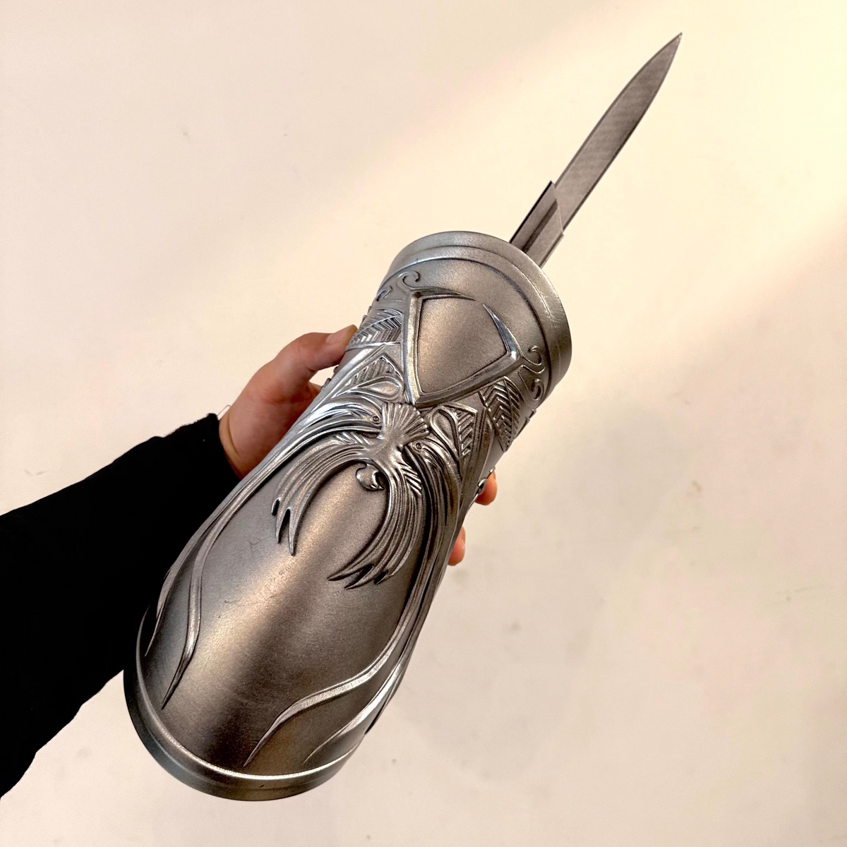 Realhiddenblade Ezio Bracer Arm Guard - Cosplay Armor - cosplay prop