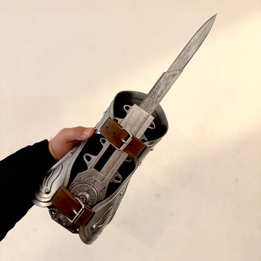 Realhiddenblade Ezio Bracer Arm Guard - Cosplay Armor - cosplay prop