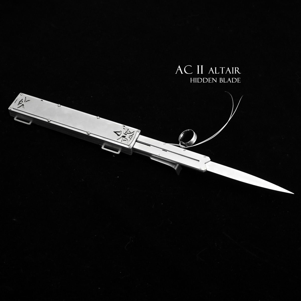 Realhiddenblade Altaïr Hidden Blade - Metal Replica - cosplay prop