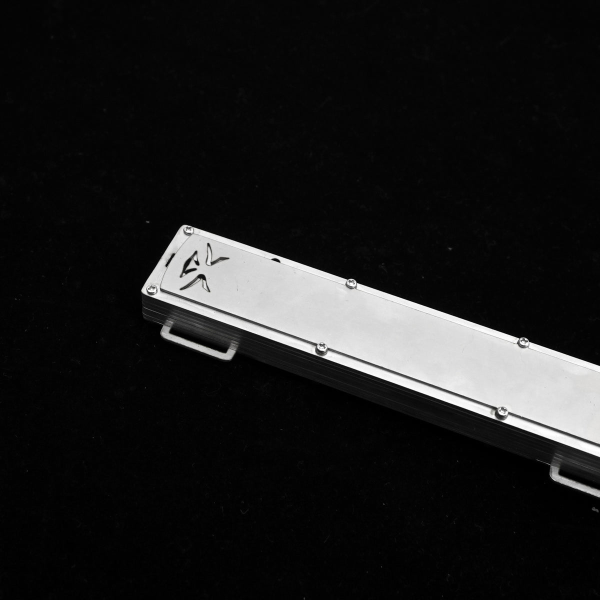 Realhiddenblade Altaïr Hidden Blade - Metal Replica - cosplay prop